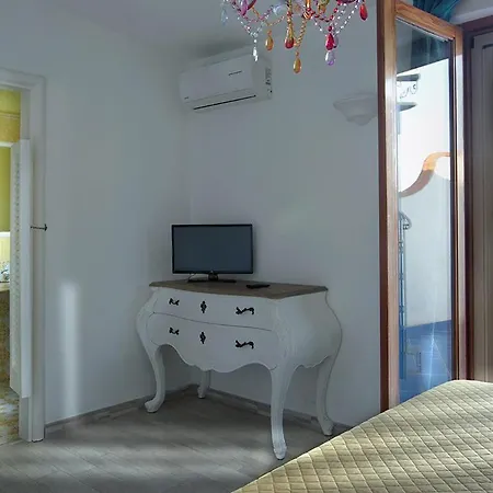 Villa Gianturco - Luxury In The Green Island