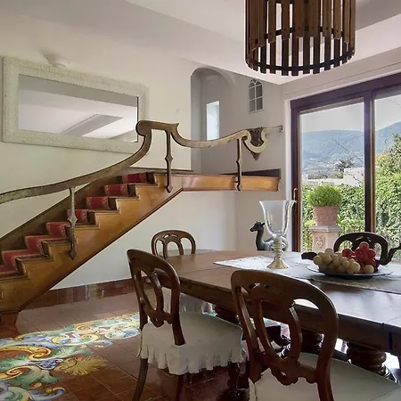 Gianturco - Luxury In The Green Island Villa *