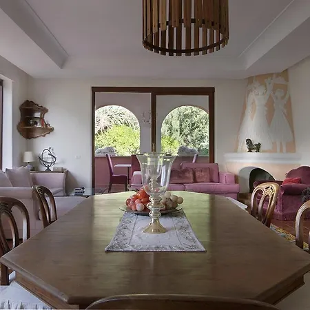 Villa Gianturco - Luxury In The Green Island *